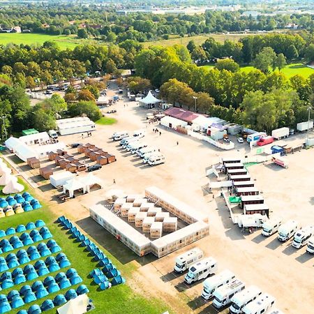 Oktoberfest Wiesn Camp Lodge Munich Extérieur photo